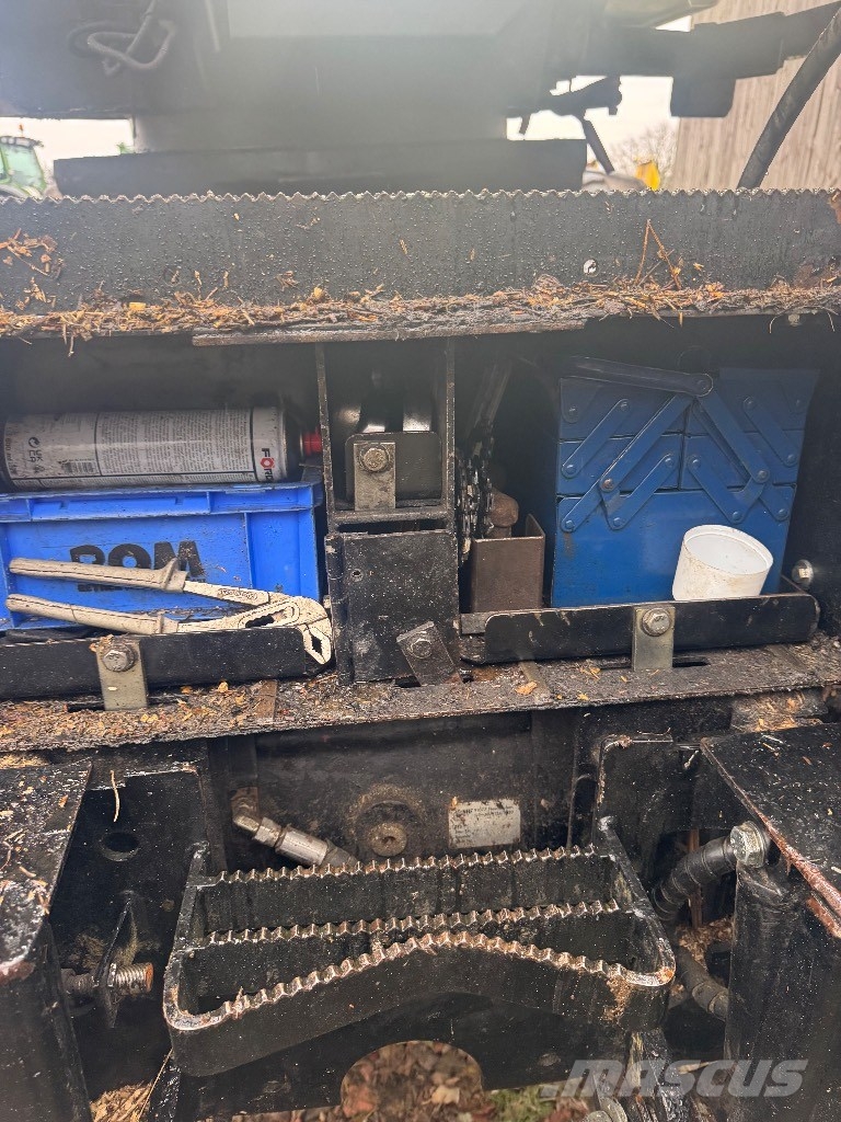 Valmet 911.3 Betakarítók
