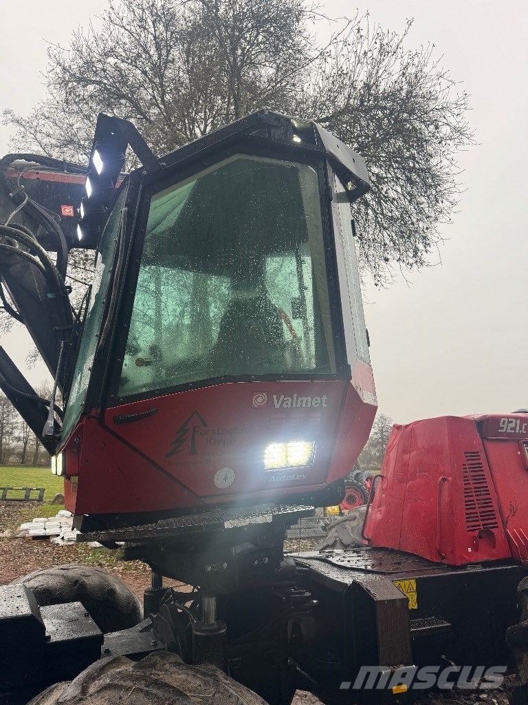 Valmet 911.3 Betakarítók