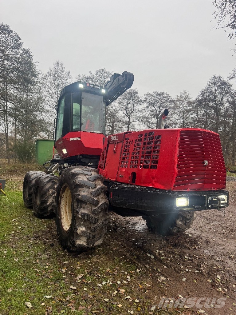 Valmet 911.3 Betakarítók