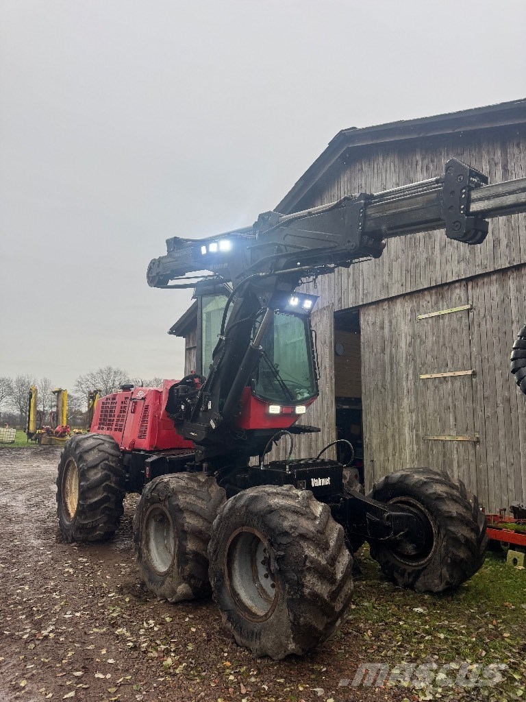Valmet 911.3 Betakarítók