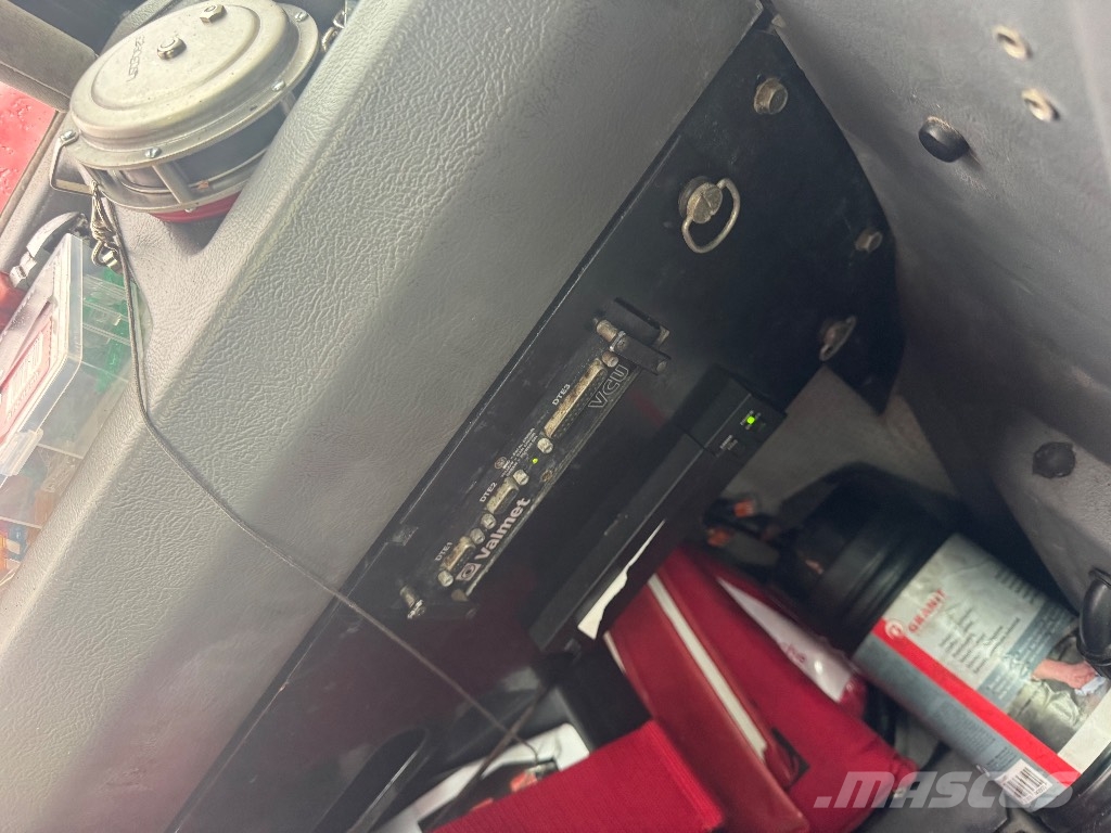 Valmet 911.3 Betakarítók