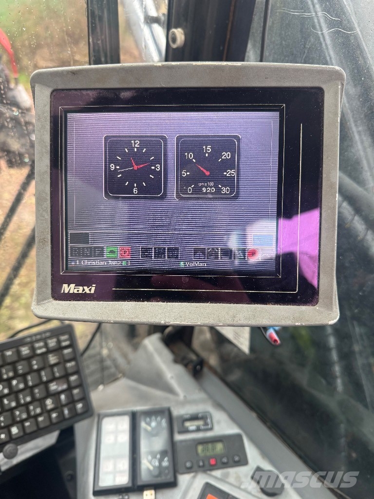 Valmet 911.3 Betakarítók