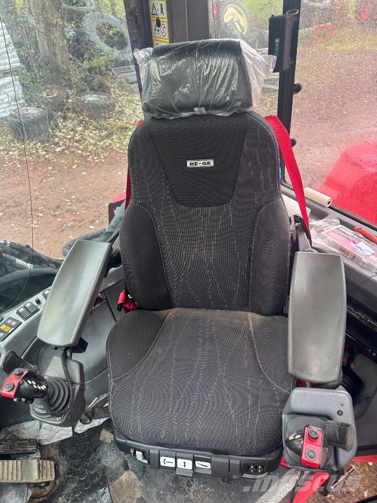 Valmet 911.3 Betakarítók