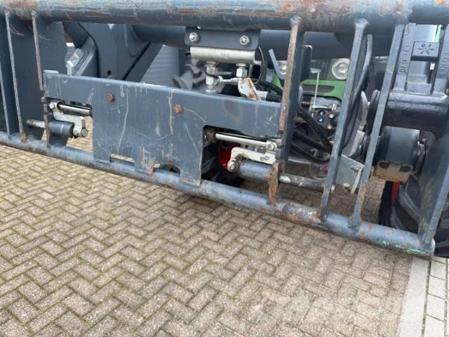 Fendt 415 Vario TMS + Quick loader Tractoren