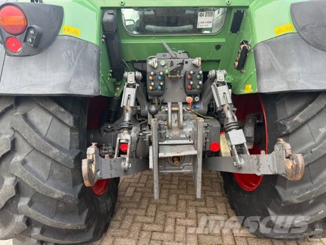Fendt 415 Vario TMS + Quick loader Tractoren