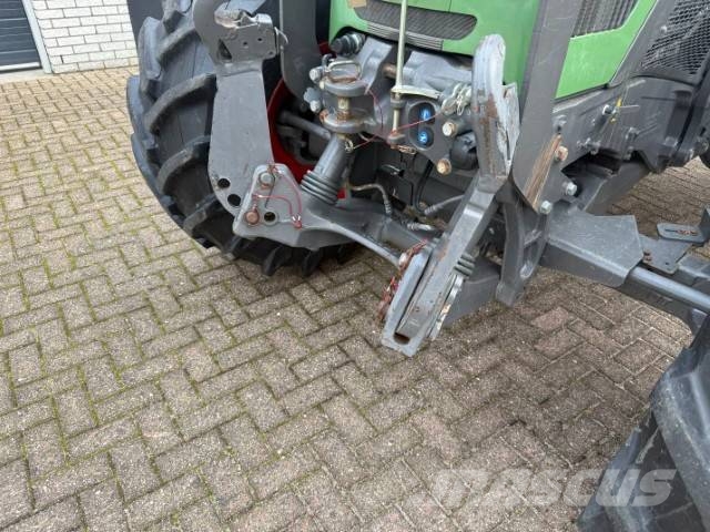 Fendt 415 Vario TMS + Quick loader Tractoren