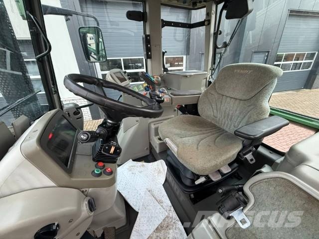 Fendt 415 Vario TMS + Quick loader Tractoren
