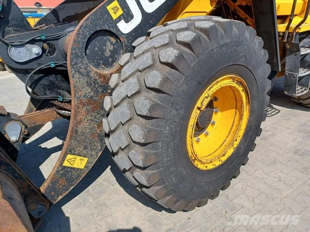 JCB 437ZX لوادر بعجل