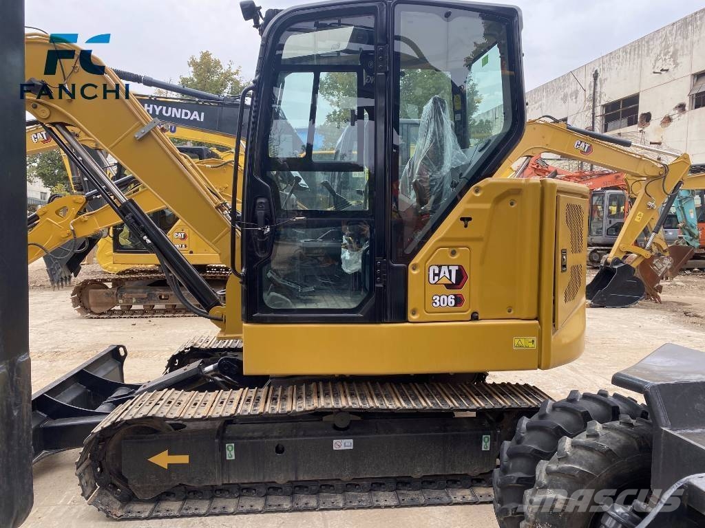 CAT 306 Гусеничні екскаватори