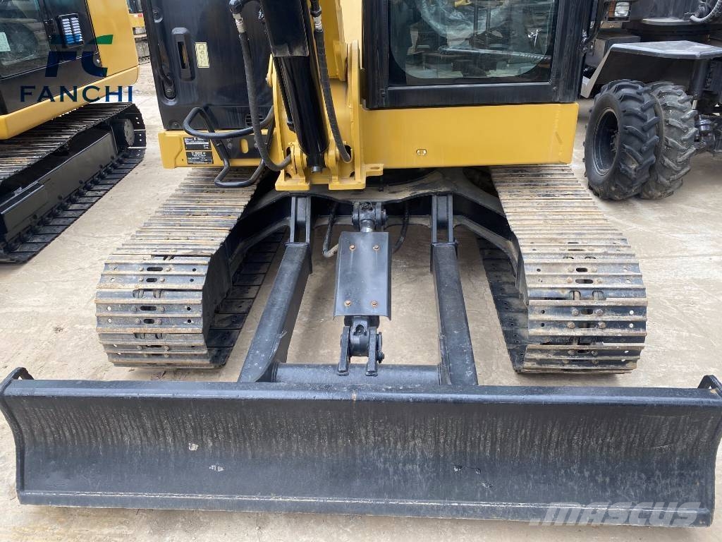 CAT 306 Гусеничні екскаватори
