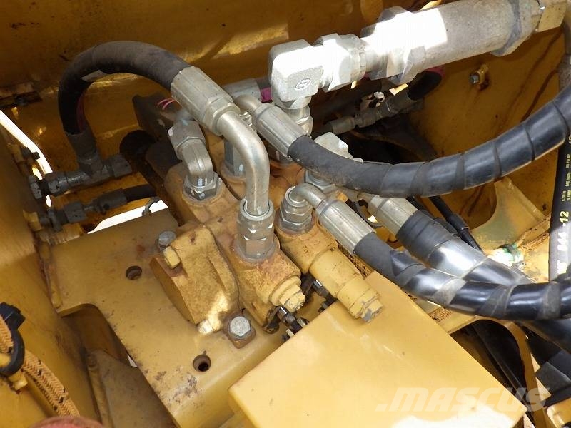CAT CAT 901C2 Raupenbagger