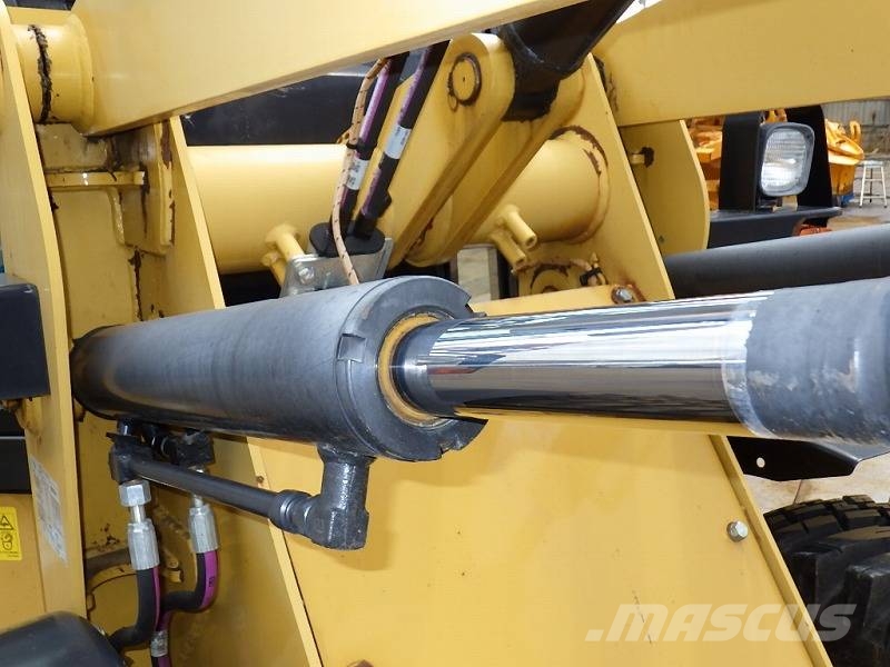 CAT CAT 901C2 Raupenbagger