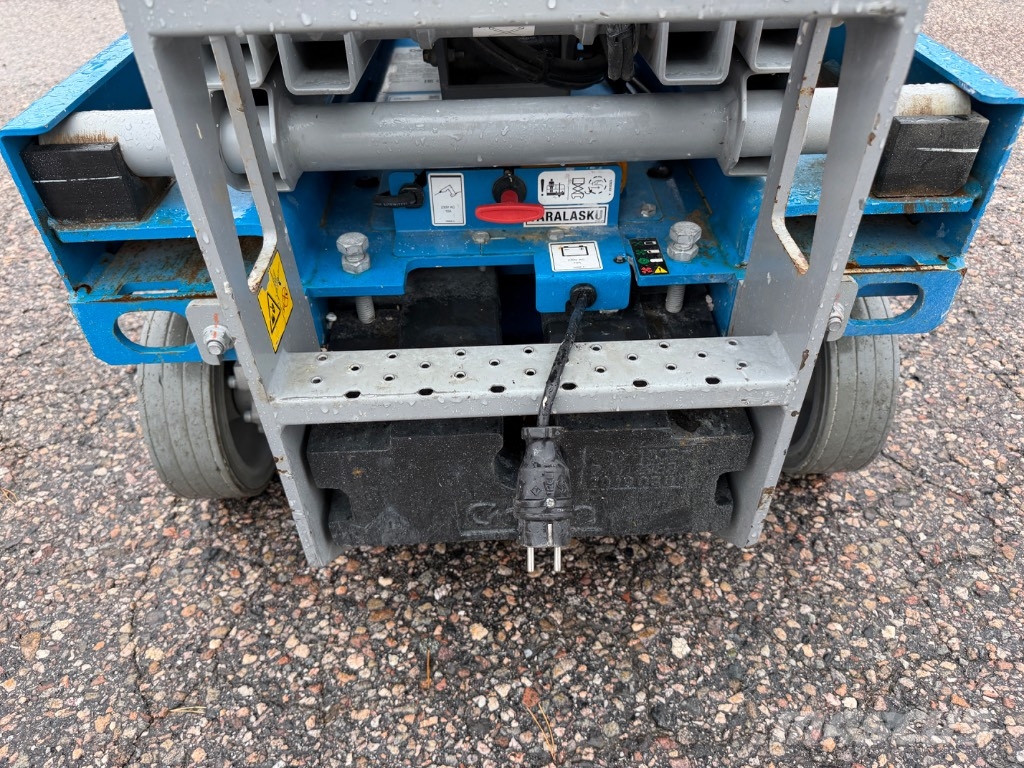 Genie gs1330 シザースリフト