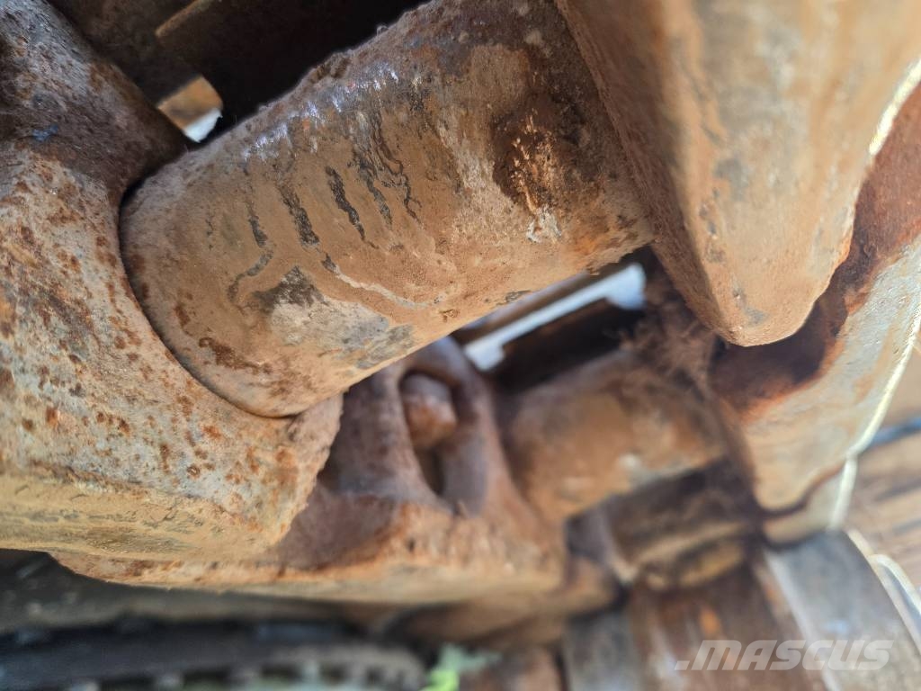 Hitachi ZX 210 LC-3 Escavadeiras de esteiras