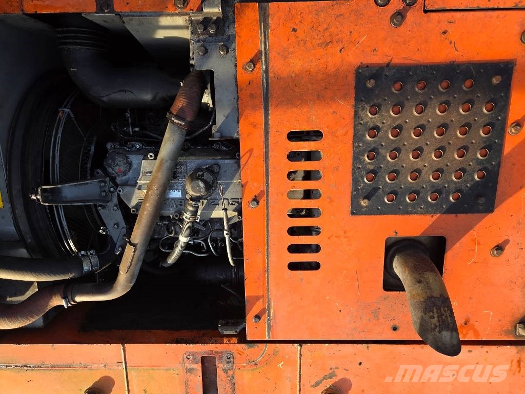 Hitachi ZX 210 LC-3 Escavadeiras de esteiras
