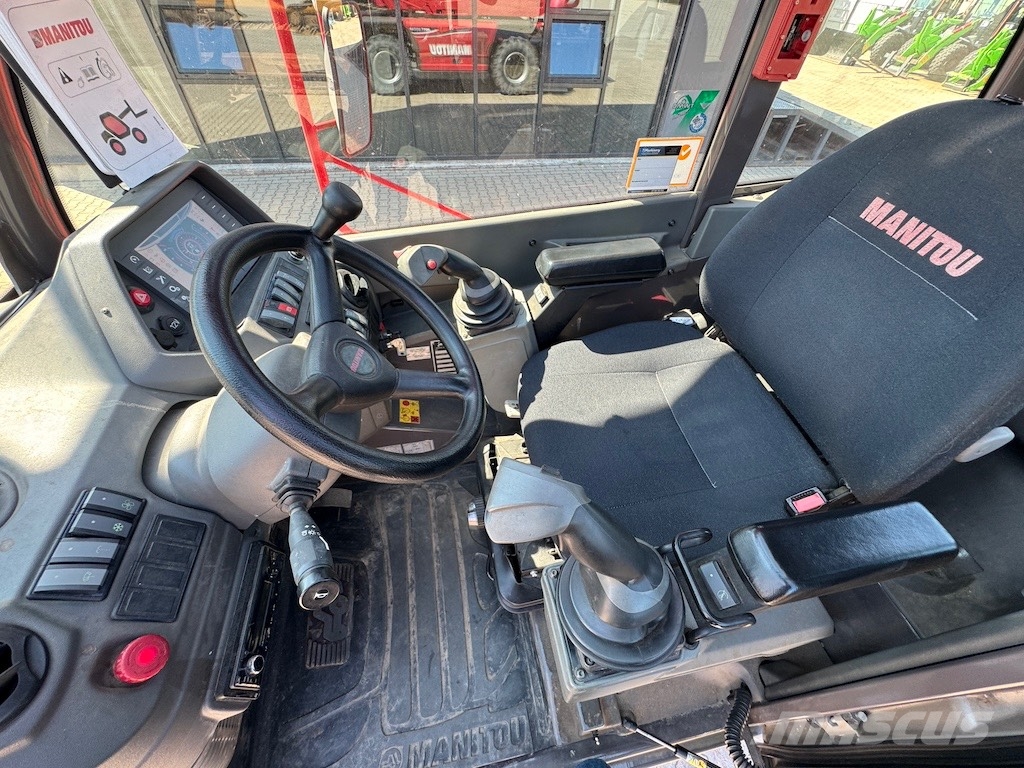 Manitou MRT 2550 Privilege Plus 伸縮臂操作車