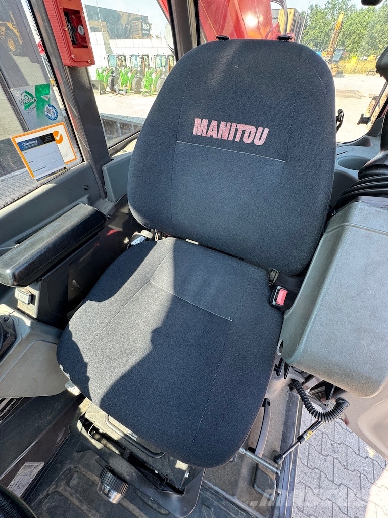 Manitou MRT 2550 Privilege Plus 伸縮臂操作車