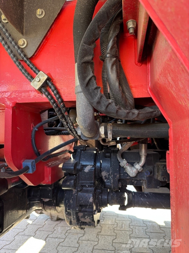 Manitou MRT 2550 Privilege Plus 伸縮臂操作車
