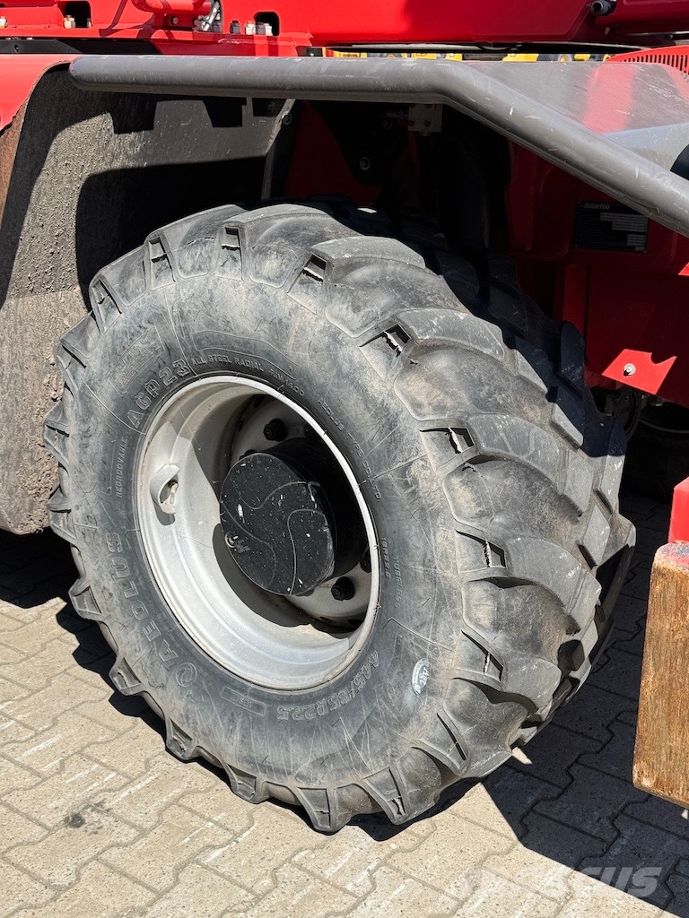 Manitou MRT 2550 Privilege Plus 伸縮臂操作車