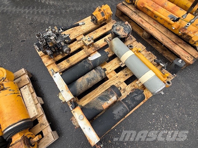 Bell B 50 D USED PARTS Camiones articulados