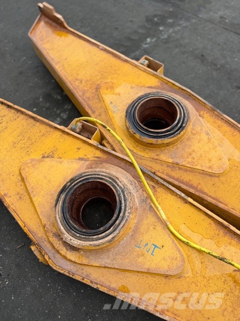 Bell B 50 D USED PARTS Camiones articulados