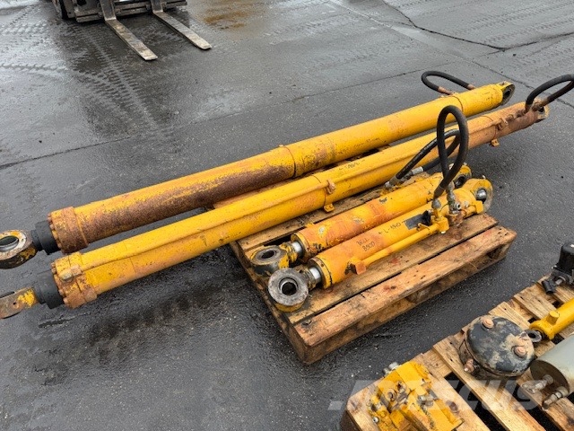 Bell B 50 D USED PARTS Camiones articulados