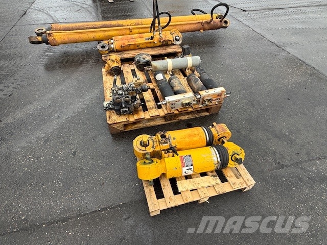 Bell B 50 D USED PARTS Camiones articulados