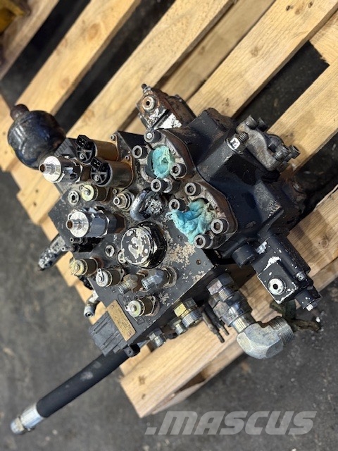 Bell B 50 D USED PARTS Camiones articulados
