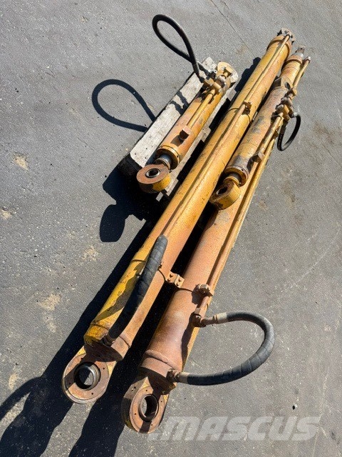 Bell B 50 D USED PARTS Camiones articulados