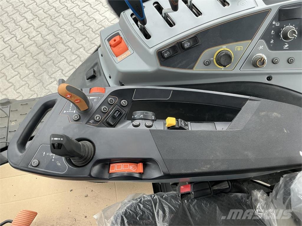 Valtra T155A 2A1 Traktorit