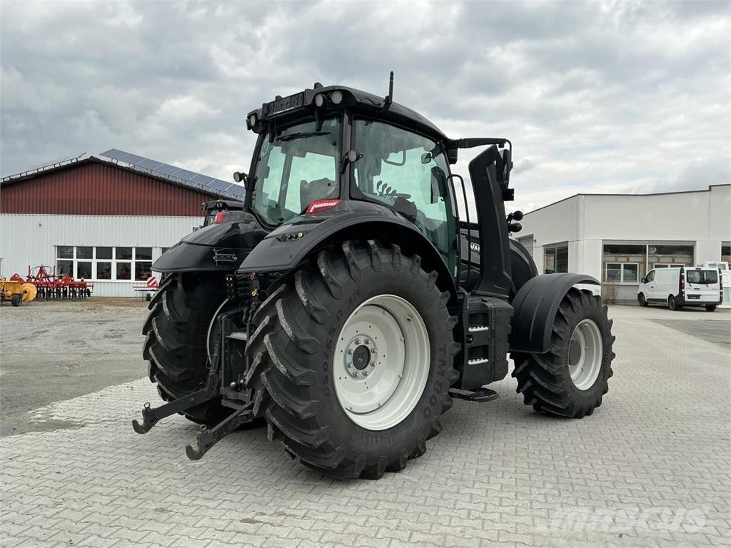 Valtra T155A 2A1 Traktorit
