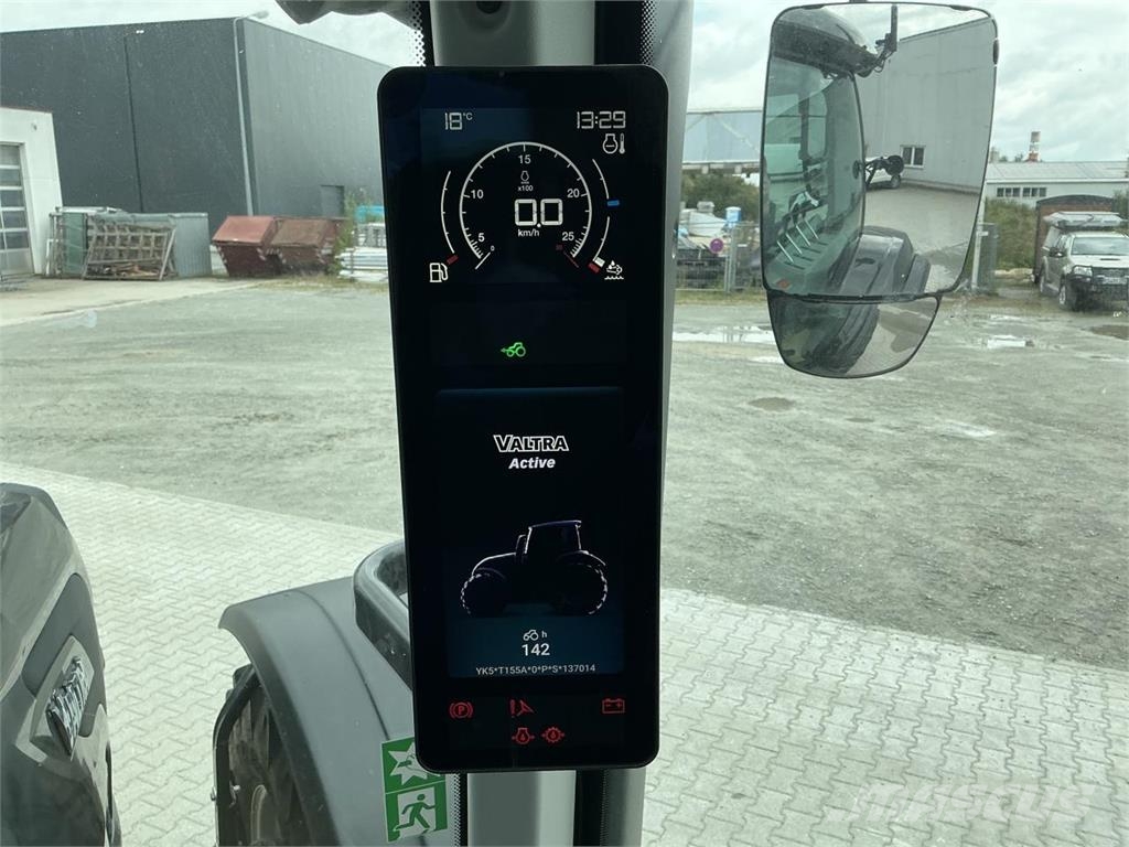 Valtra T155A 2A1 Traktorit