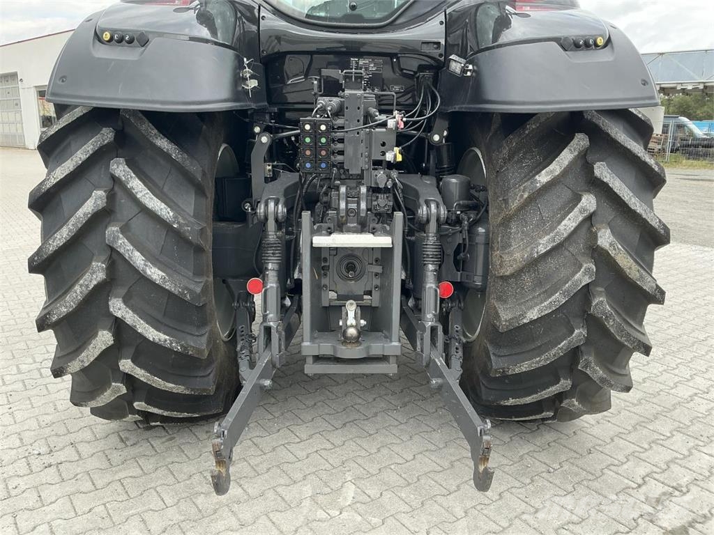 Valtra T155A 2A1 Traktorit
