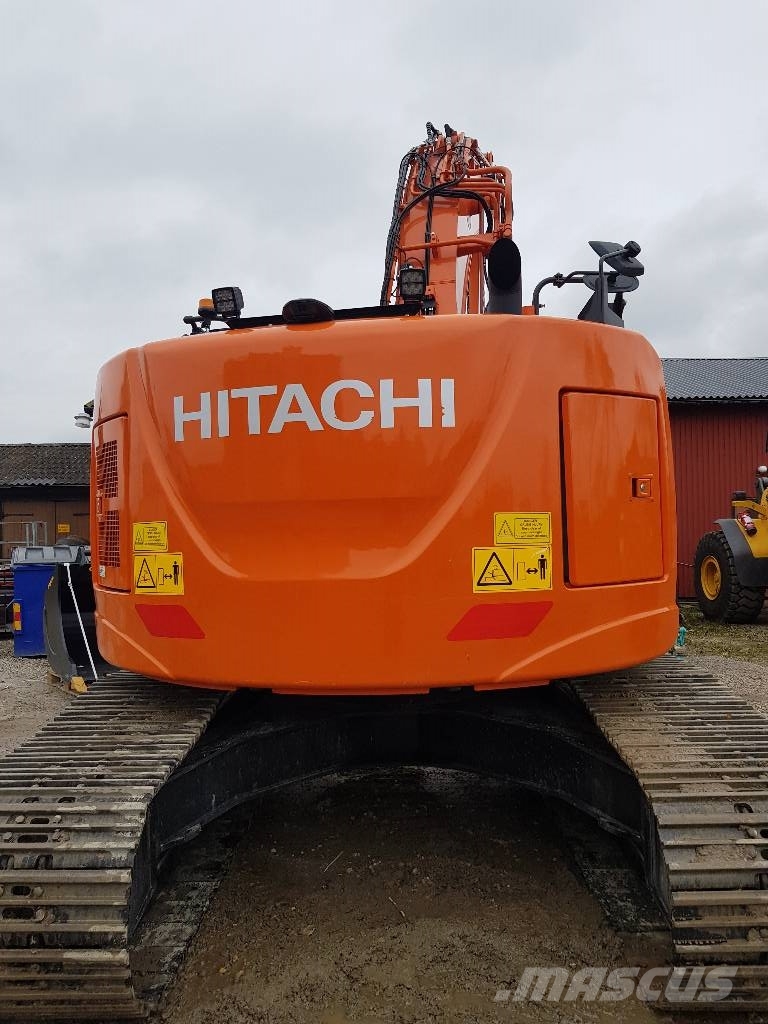Hitachi ZX 225 U S L C -6 , Uthyres - koparki gąsienicowe do