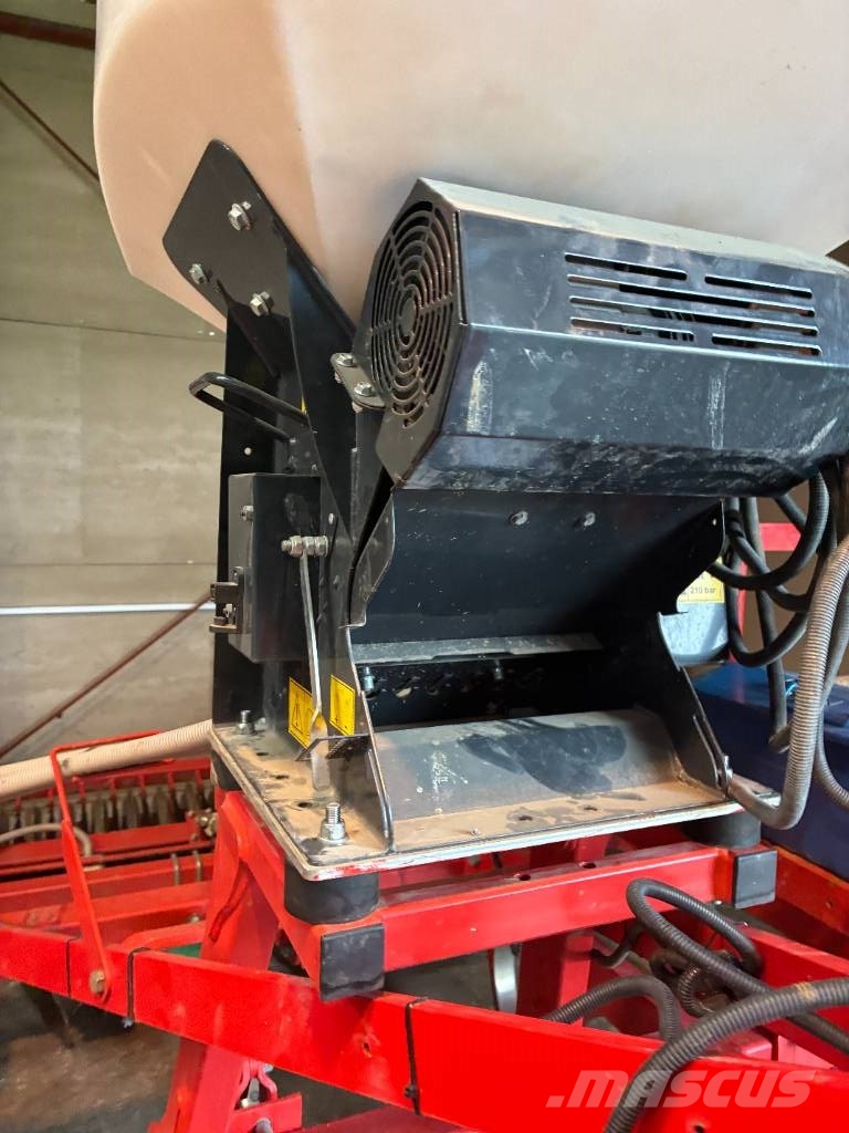 Kverneland CLC PRO 400 Ecēšas