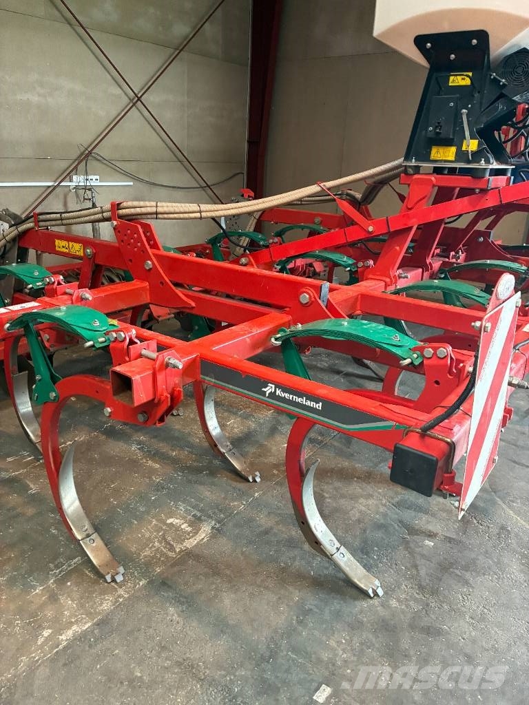 Kverneland CLC PRO 400 Ecēšas