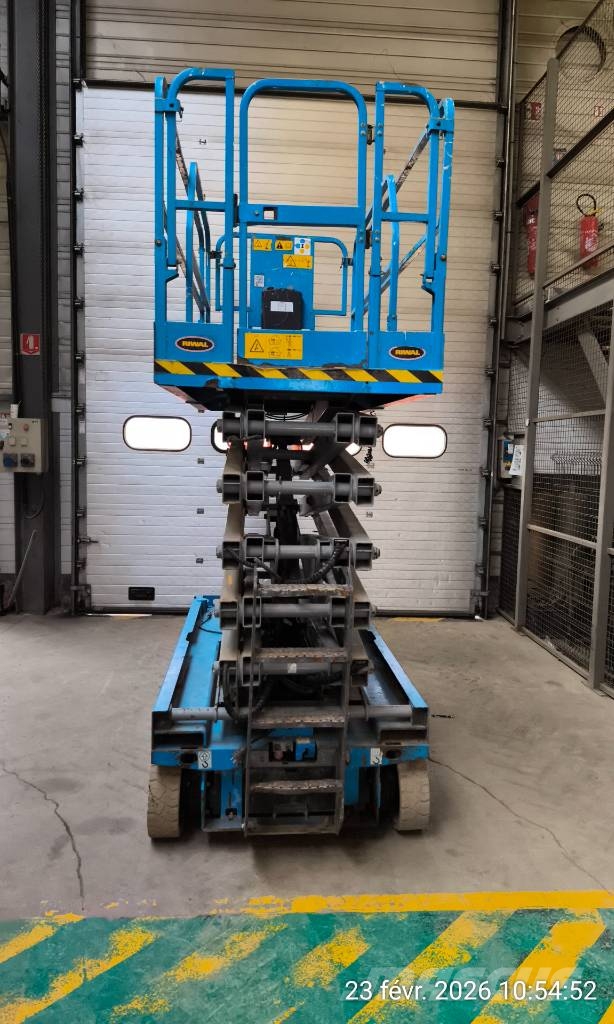 Genie GS 4047 Šķerveida pacēlāji