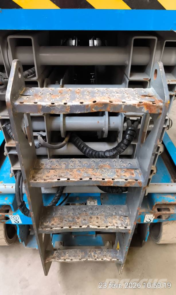 Genie GS 4047 Šķerveida pacēlāji