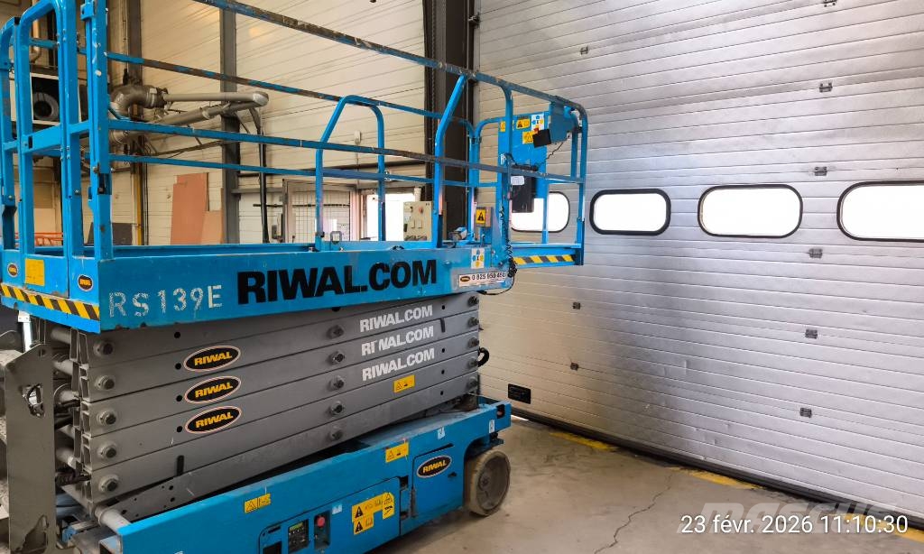 Genie GS 4047 Šķerveida pacēlāji