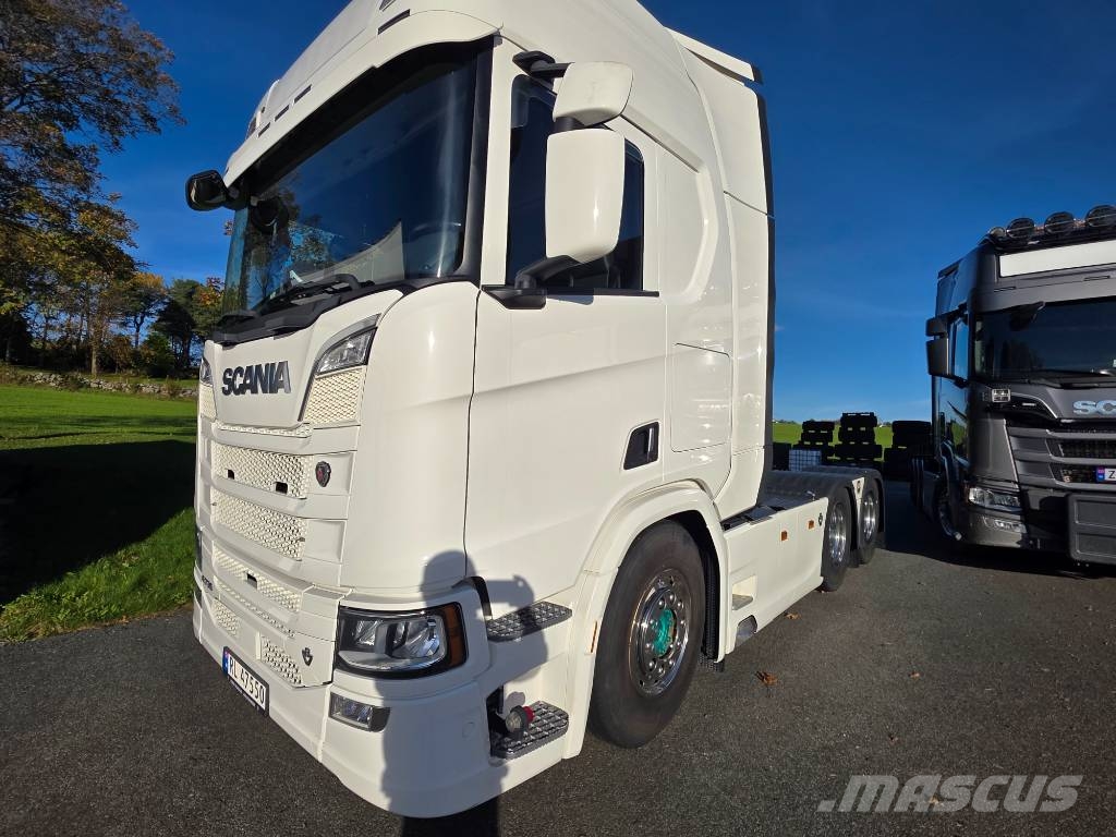 Scania R 730 6x4 Nyergesvontatók