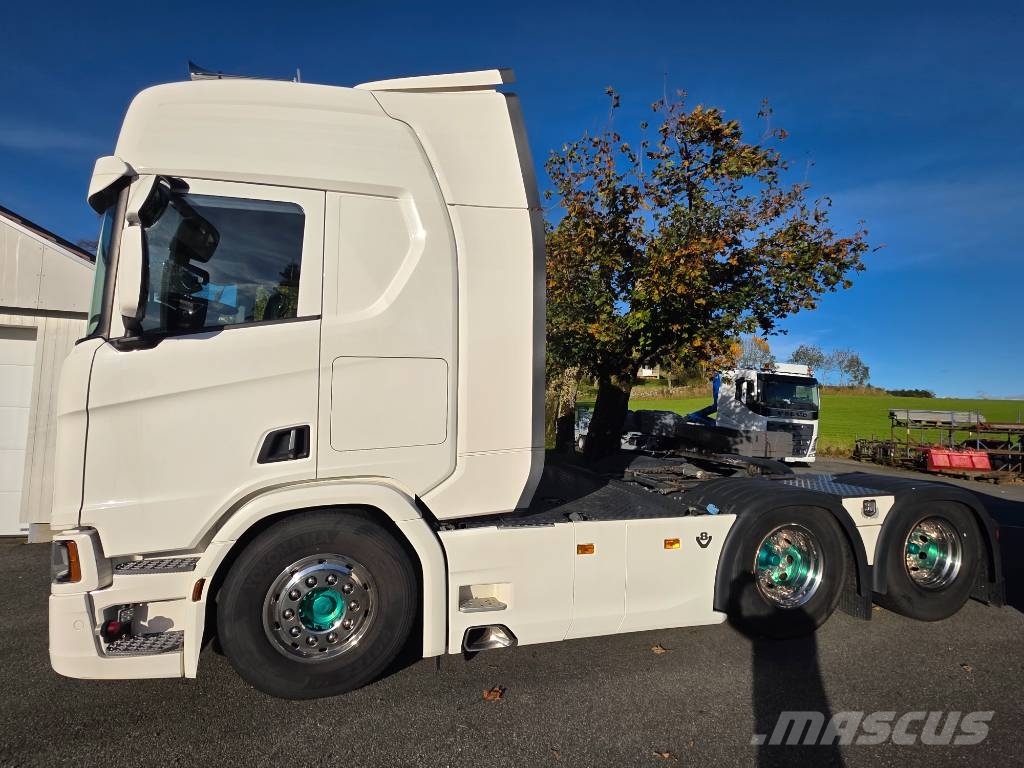 Scania R 730 6x4 Nyergesvontatók
