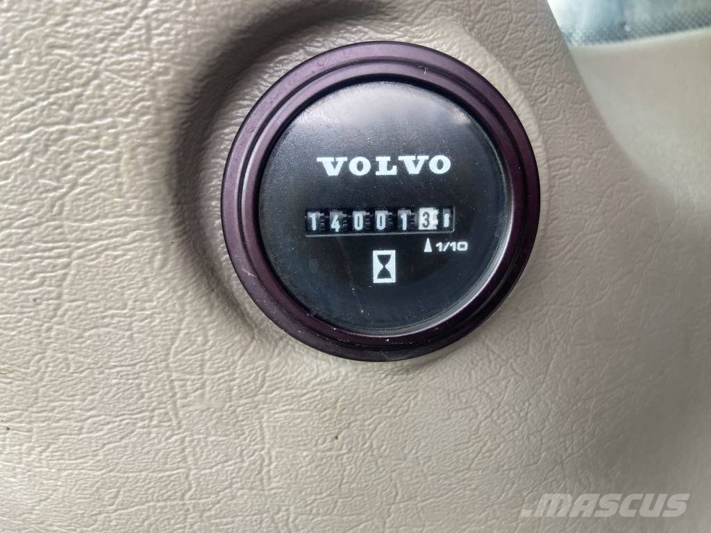 Volvo EC 250 EL Koparki gąsienicowe