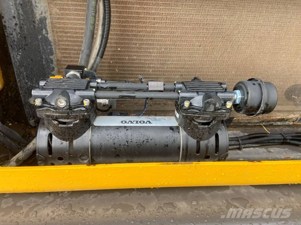 Volvo EC 250 EL Koparki gąsienicowe