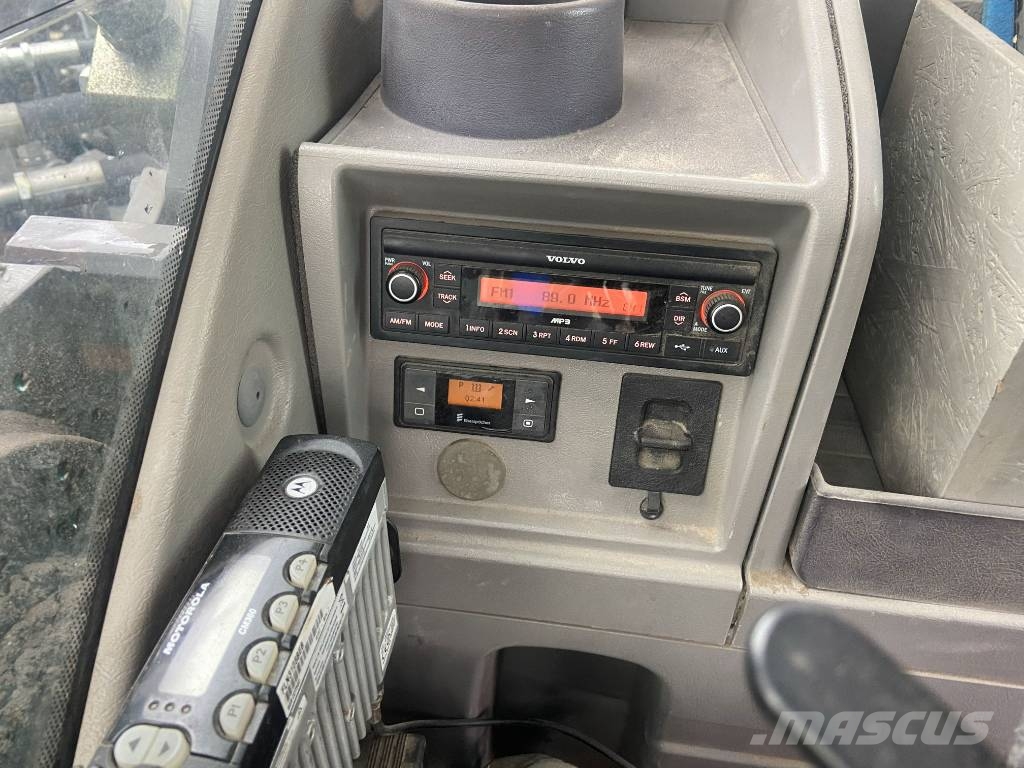 Volvo EC 250 EL Koparki gąsienicowe