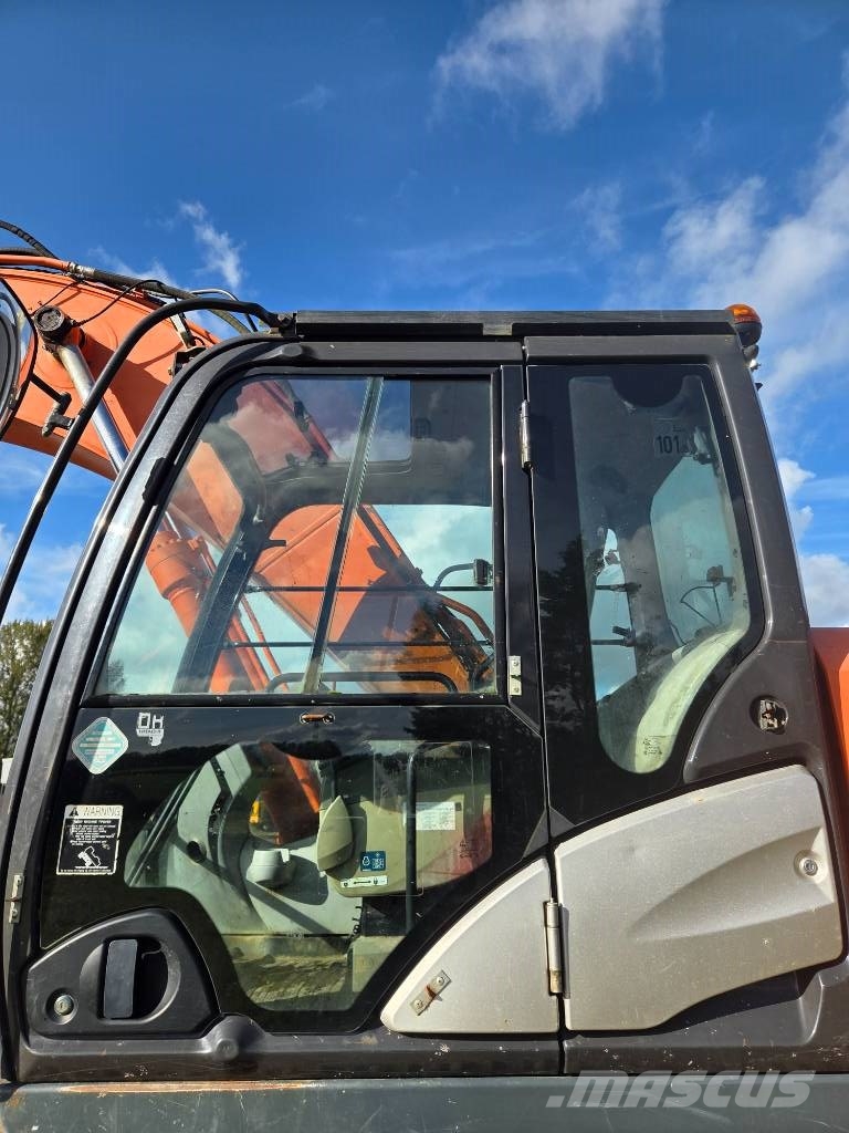 Hitachi ZX 210 LC-5 Crawler excavators