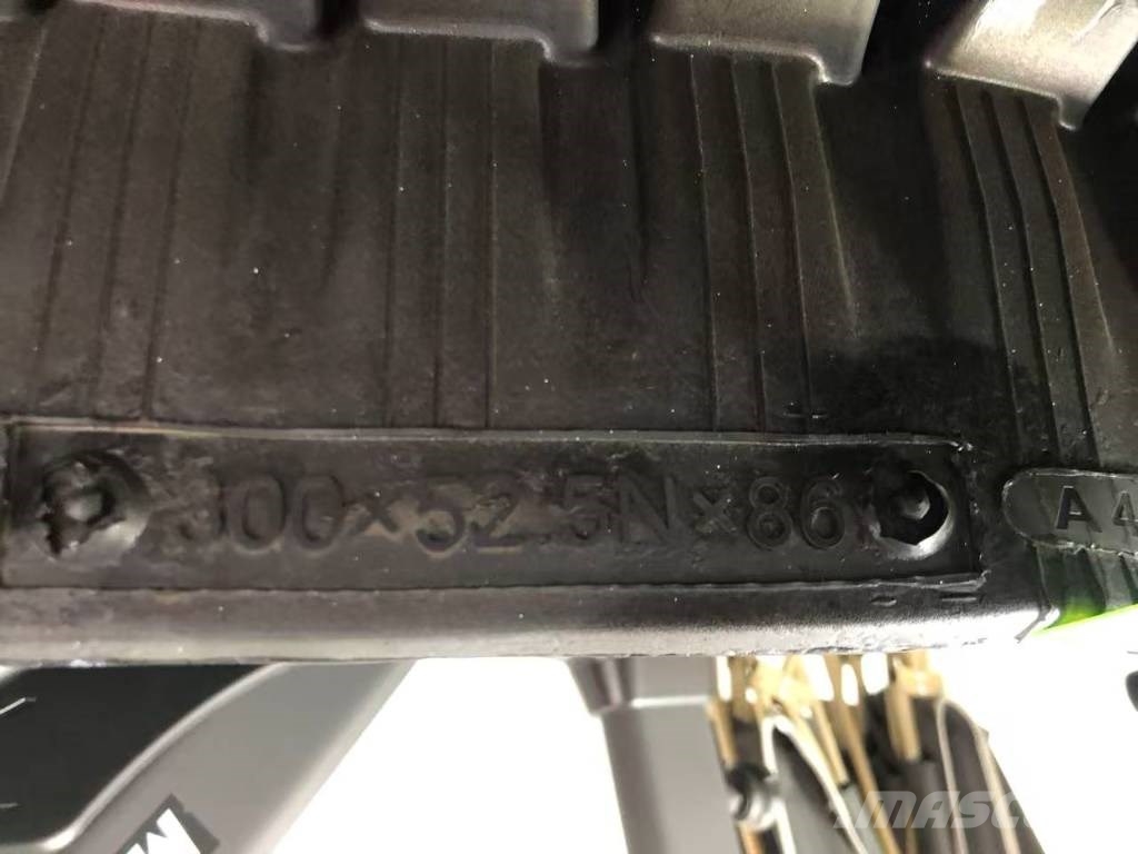 CAT 300*52.5N*86 rubber track Paletler