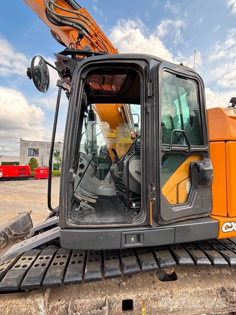 CASE CX 145 D SR حفارات زحافة