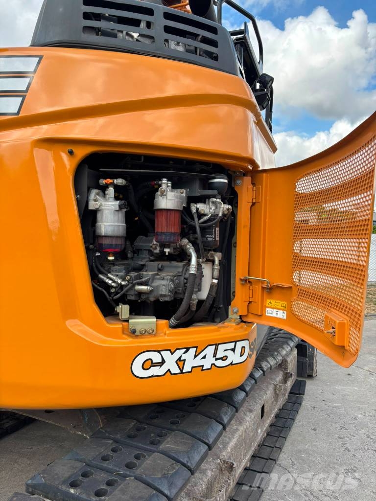 CASE CX 145 D SR حفارات زحافة