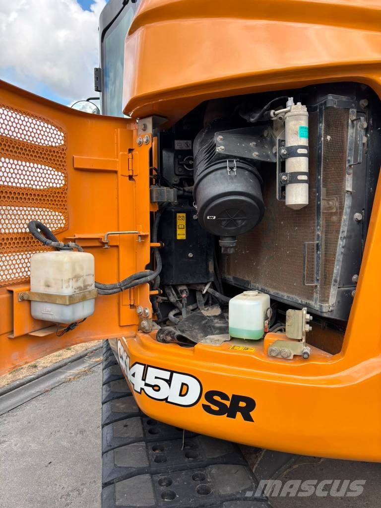 CASE CX 145 D SR حفارات زحافة