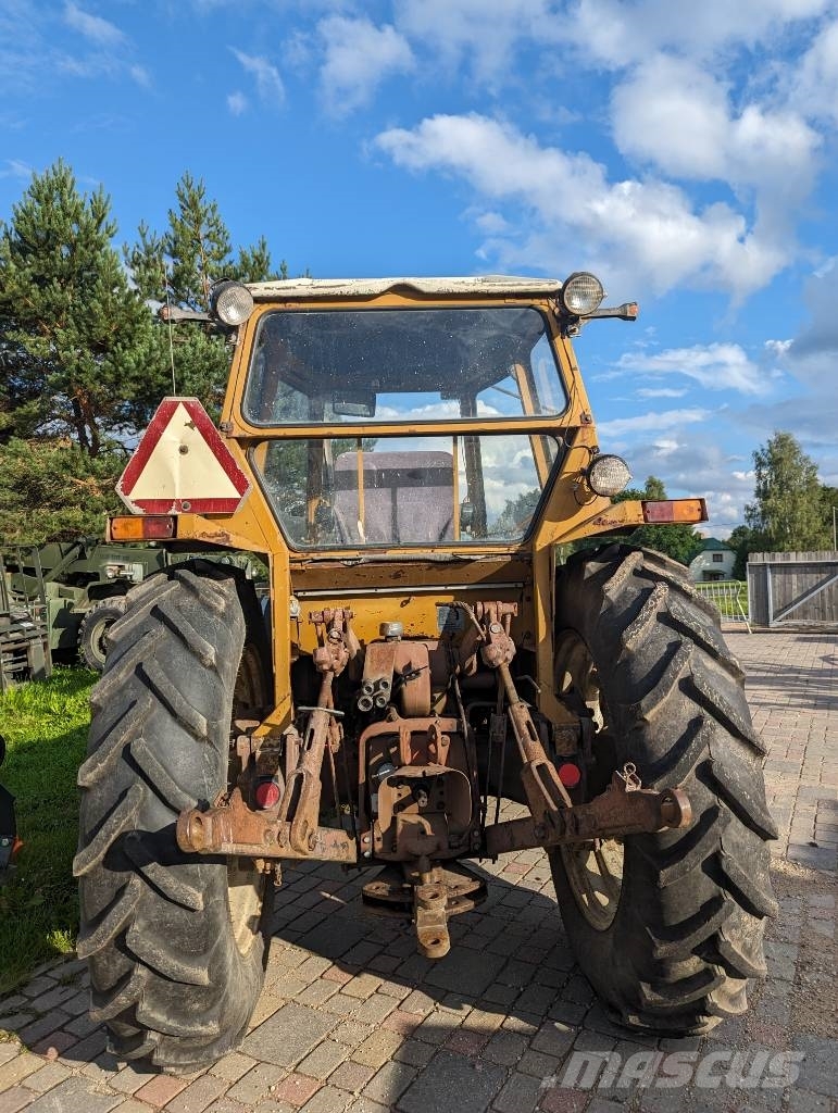 Valtra Valmet 903 Tractors